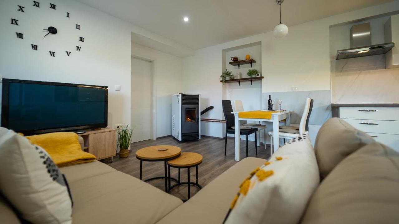 Gogo Appartement Delnice Buitenkant foto